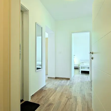 Apartment Ryan *