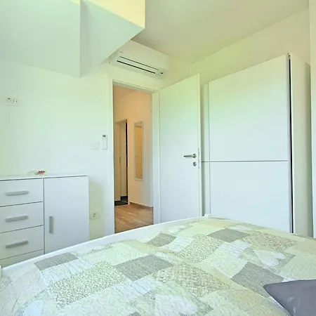 Apartment Ryan Krasica (Istria)
